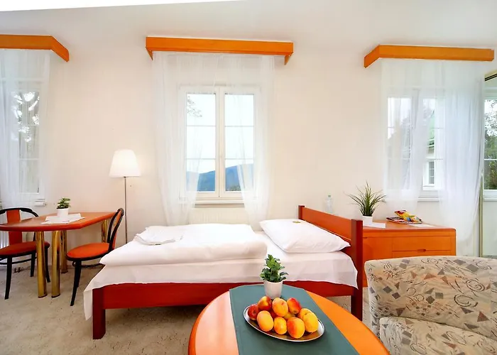 Palace Club Hotel 3*